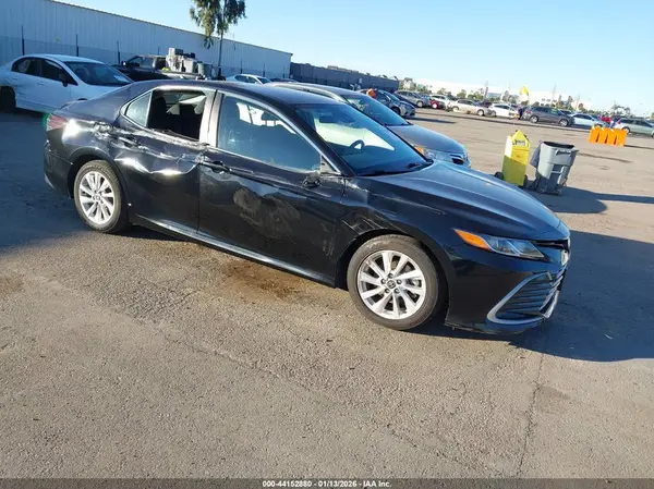 4T1C11AK5PU777644 2023 TOYOTA CAMRY - Image 1
