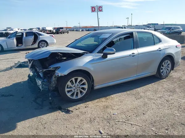 4T1C11AK5PU780799 2023 TOYOTA CAMRY - Image 2
