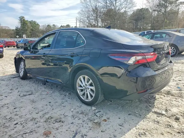 4T1C11AK5PU784786 2023 TOYOTA CAMRY - Image 2