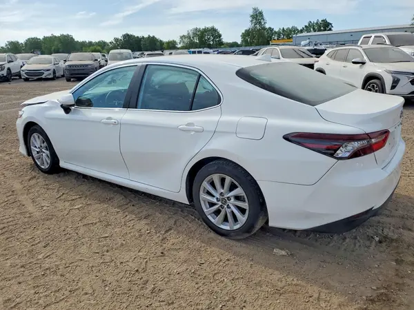 4T1C11AK5PU810559 2023 TOYOTA CAMRY - Image 2