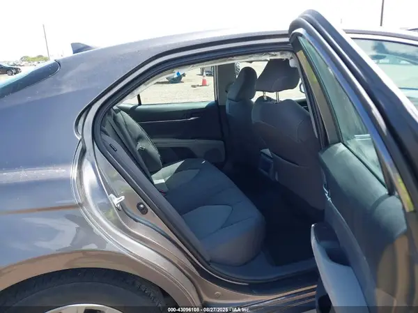 4T1C11AK5PU814983 2023 TOYOTA CAMRY - Image 8