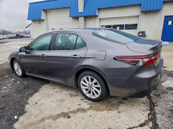 4T1C11AK5PU815423 2023 TOYOTA CAMRY - Image 2
