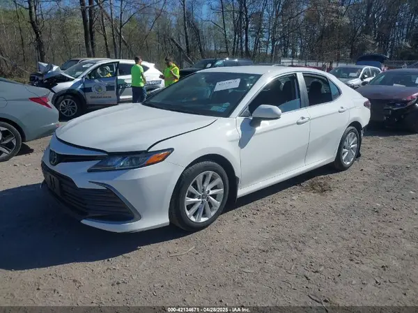 4T1C11AK5RU193067 2024 TOYOTA CAMRY - Image 2