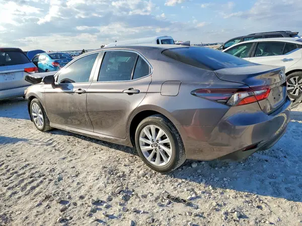 4T1C11AK5RU218968 2024 TOYOTA CAMRY - Image 2
