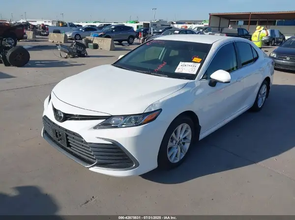 4T1C11AK5RU226701 2024 TOYOTA CAMRY - Image 2