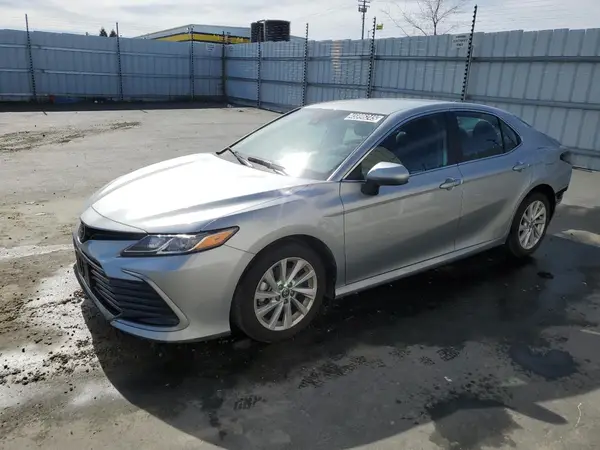 4T1C11AK5RU231042 2024 TOYOTA CAMRY - Image 1