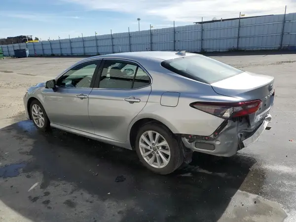 4T1C11AK5RU231042 2024 TOYOTA CAMRY - Image 2