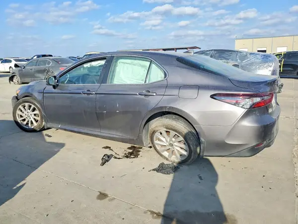 4T1C11AK5RU234197 2024 TOYOTA CAMRY - Image 2