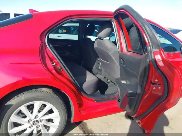 4T1C11AK5RU256698 2024 TOYOTA CAMRY - Image 8