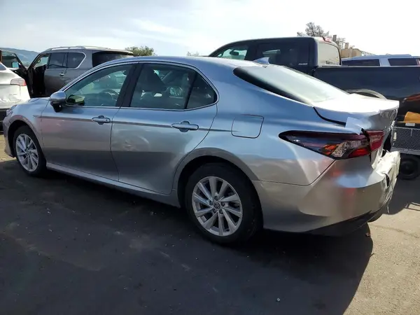 4T1C11AK5RU861319 2024 TOYOTA CAMRY - Image 2