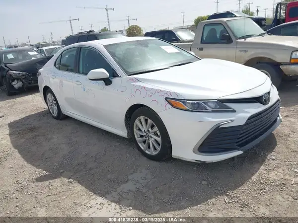 4T1C11AK5RU864818 2024 TOYOTA CAMRY - Image 1