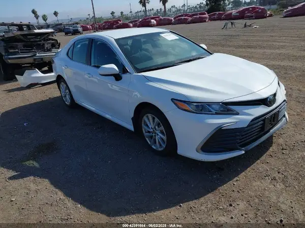 4T1C11AK5RU867377 2024 TOYOTA CAMRY - Image 1
