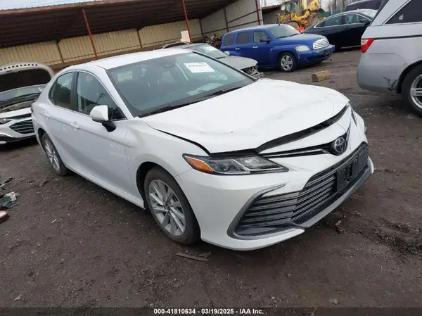 4T1C11AK5RU899617 2024 TOYOTA CAMRY - Image 1