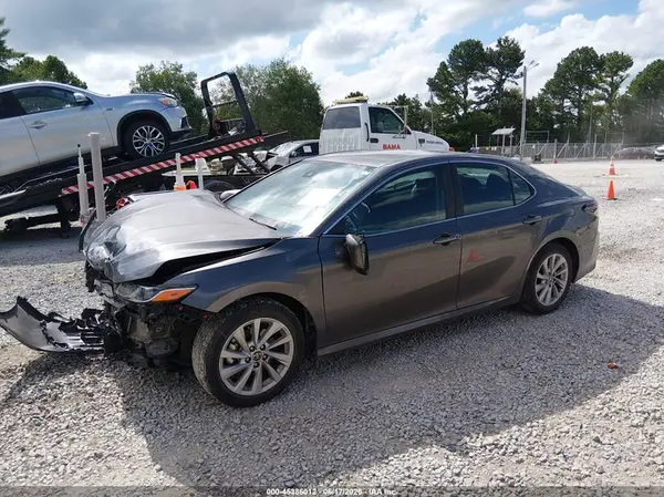 4T1C11AK5RU915010 2024 TOYOTA CAMRY - Image 2