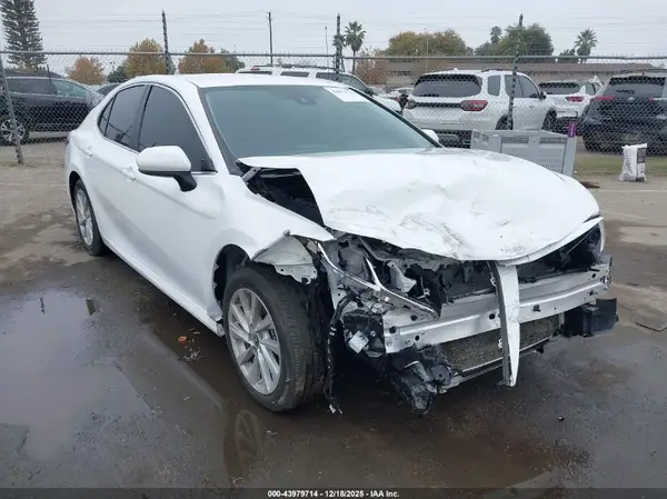 4T1C11AK5RU917825 2024 TOYOTA CAMRY - Image 1