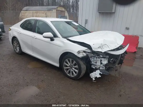 4T1C11AK6LU315782 2020 TOYOTA CAMRY - Image 1