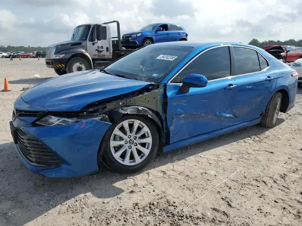 4T1C11AK6LU316060 2020 TOYOTA CAMRY - Image 1