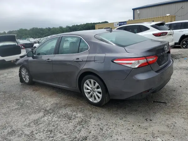 4T1C11AK6LU318343 2020 TOYOTA CAMRY - Image 2