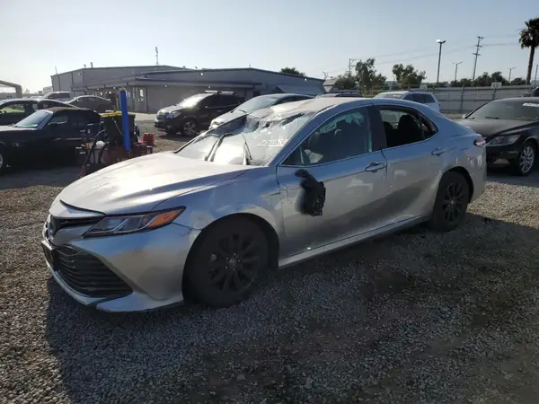 4T1C11AK6LU319217 2020 TOYOTA CAMRY - Image 1