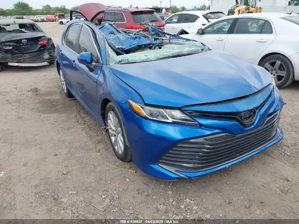 4T1C11AK6LU319427 2020 TOYOTA CAMRY - Image 1