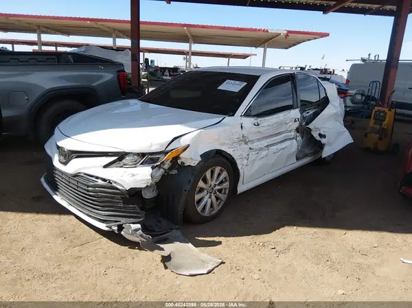 4T1C11AK6LU332405 2020 TOYOTA CAMRY - Image 2