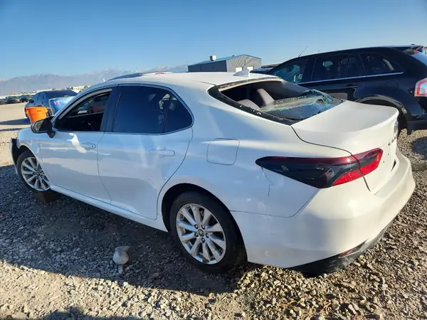 4T1C11AK6LU333635 2020 TOYOTA CAMRY - Image 2