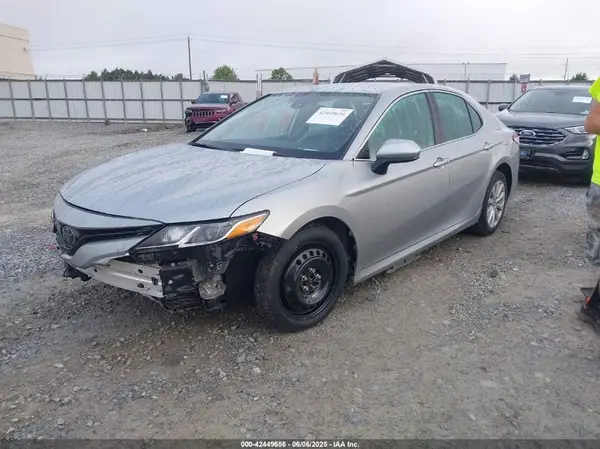4T1C11AK6LU335479 2020 TOYOTA CAMRY - Image 2
