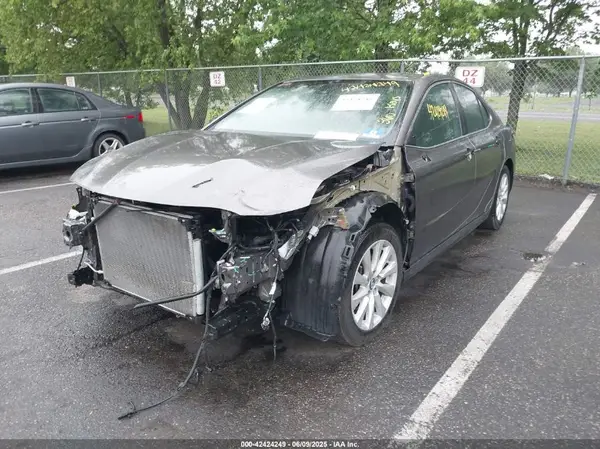 4T1C11AK6LU341704 2020 TOYOTA CAMRY - Image 2