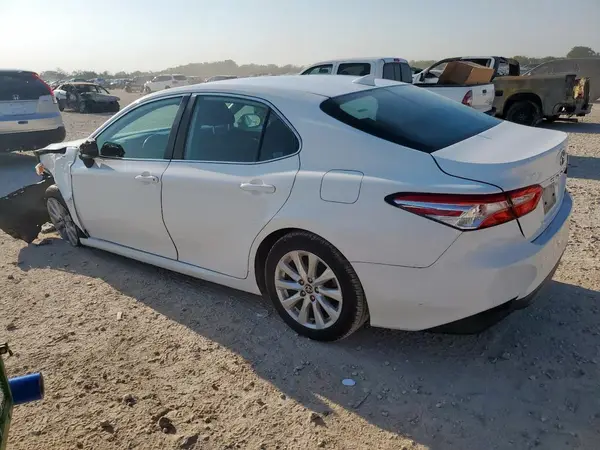 4T1C11AK6LU357188 2020 TOYOTA CAMRY - Image 2