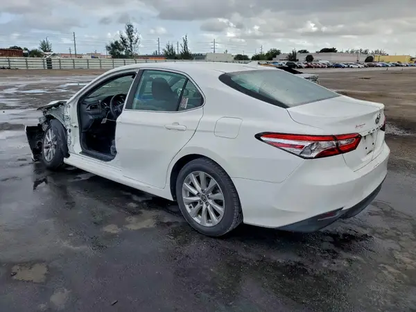 4T1C11AK6LU376548 2020 TOYOTA CAMRY - Image 2