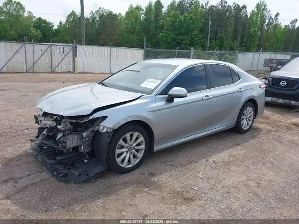 4T1C11AK6LU869453 2020 TOYOTA CAMRY - Image 2