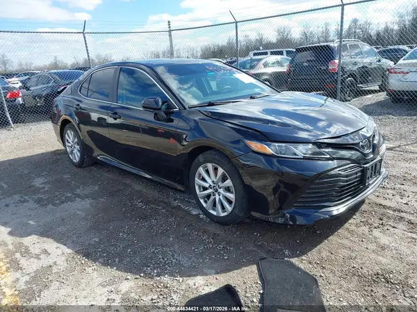 4T1C11AK6LU885796 2020 TOYOTA CAMRY - Image 1