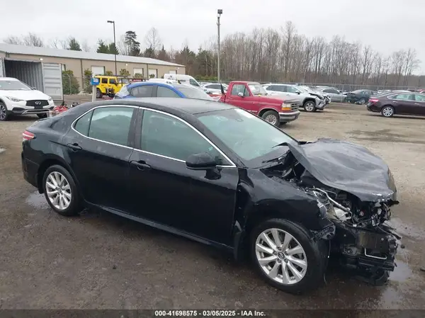 4T1C11AK6LU898323 2020 TOYOTA CAMRY - Image 1