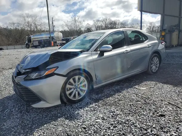 4T1C11AK6LU900121 2020 TOYOTA CAMRY - Image 1
