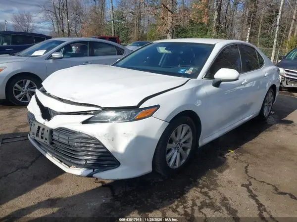 4T1C11AK6LU914827 2020 TOYOTA CAMRY - Image 2