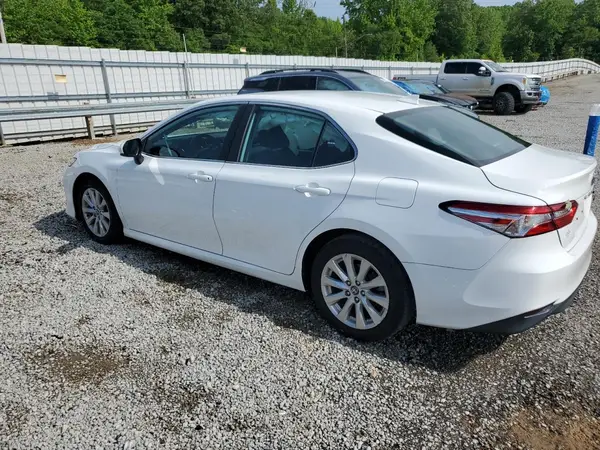 4T1C11AK6LU928260 2020 TOYOTA CAMRY - Image 2