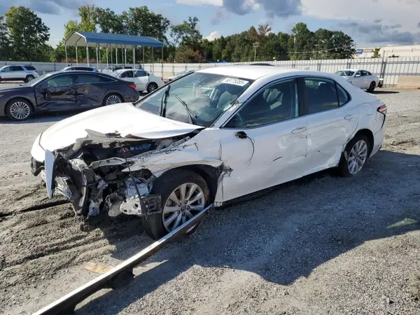 4T1C11AK6LU941560 2020 TOYOTA CAMRY - Image 1