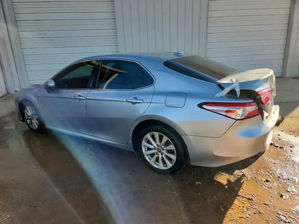 4T1C11AK6LU953840 2020 TOYOTA CAMRY - Image 2