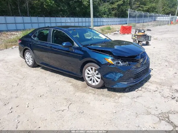 4T1C11AK6LU955569 2020 TOYOTA CAMRY - Image 1