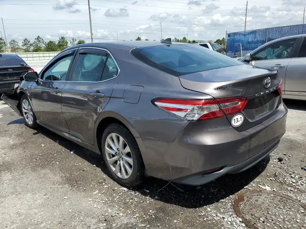 4T1C11AK6LU983811 2020 TOYOTA CAMRY - Image 2