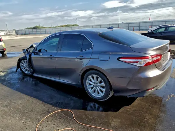 4T1C11AK6LU989060 2020 TOYOTA CAMRY - Image 2