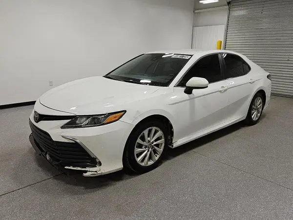 4T1C11AK6MU406293 2021 TOYOTA CAMRY - Image 1
