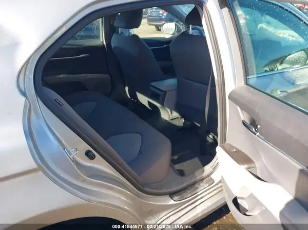 4T1C11AK6MU420159 2021 TOYOTA CAMRY - Image 8