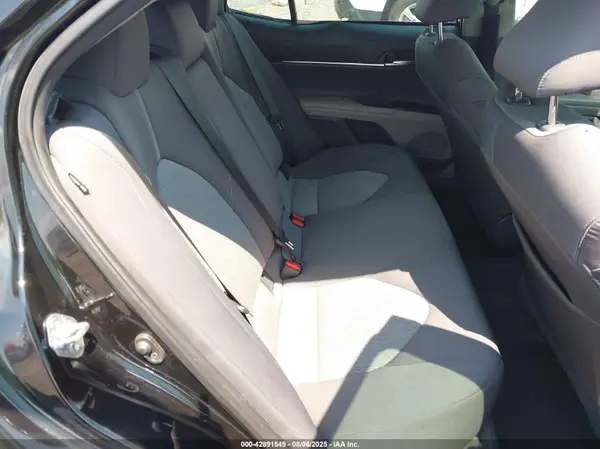 4T1C11AK6MU441061 2021 TOYOTA CAMRY - Image 8