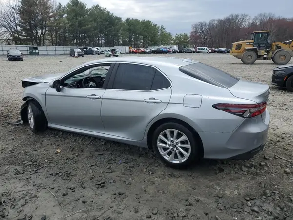 4T1C11AK6MU447703 2021 TOYOTA CAMRY - Image 2
