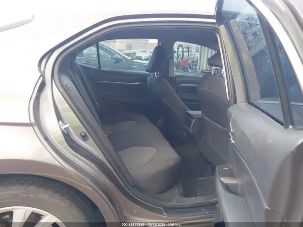 4T1C11AK6MU459320 2021 TOYOTA CAMRY - Image 8