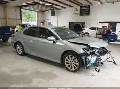 4T1C11AK6MU496772 2021 TOYOTA CAMRY
