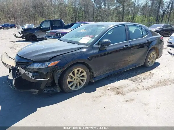 4T1C11AK6MU514364 2021 TOYOTA CAMRY - Image 2