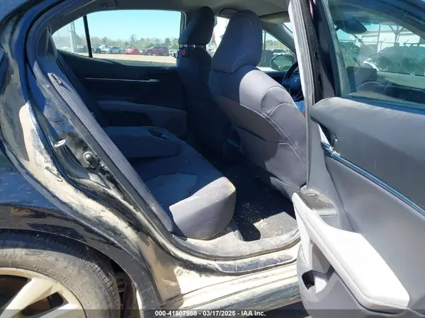 4T1C11AK6MU514364 2021 TOYOTA CAMRY - Image 8