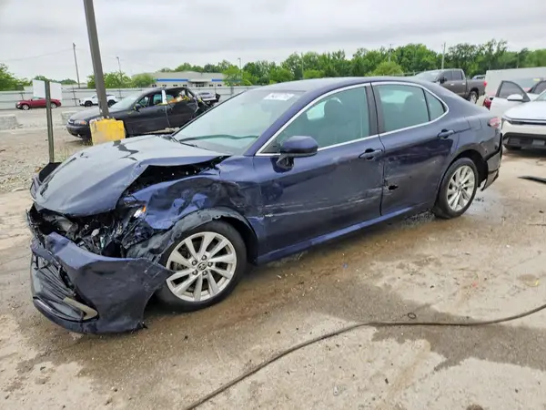4T1C11AK6MU521086 2021 TOYOTA CAMRY - Image 1
